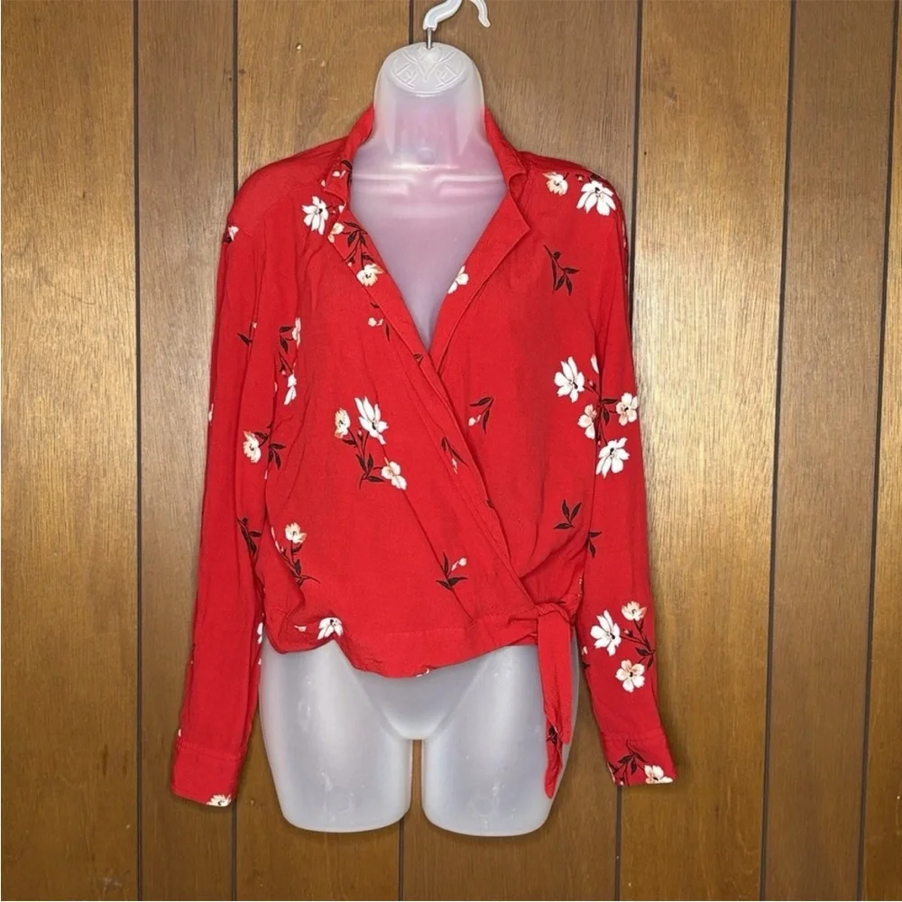 Abercrombie & Fitch Red Floral Blouse - Picture 1 of 5